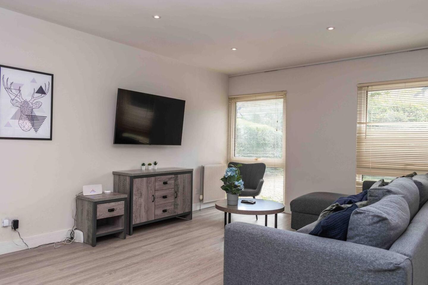 3 Bedroom Bungalow Close To Peak District With Garden Σέφιλντ Εξωτερικό φωτογραφία