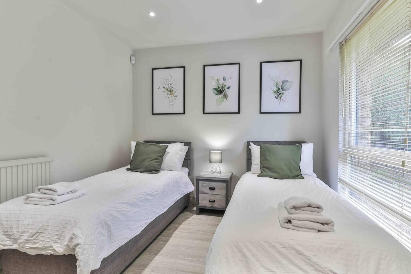 3 Bedroom Bungalow Close To Peak District With Garden Σέφιλντ Εξωτερικό φωτογραφία